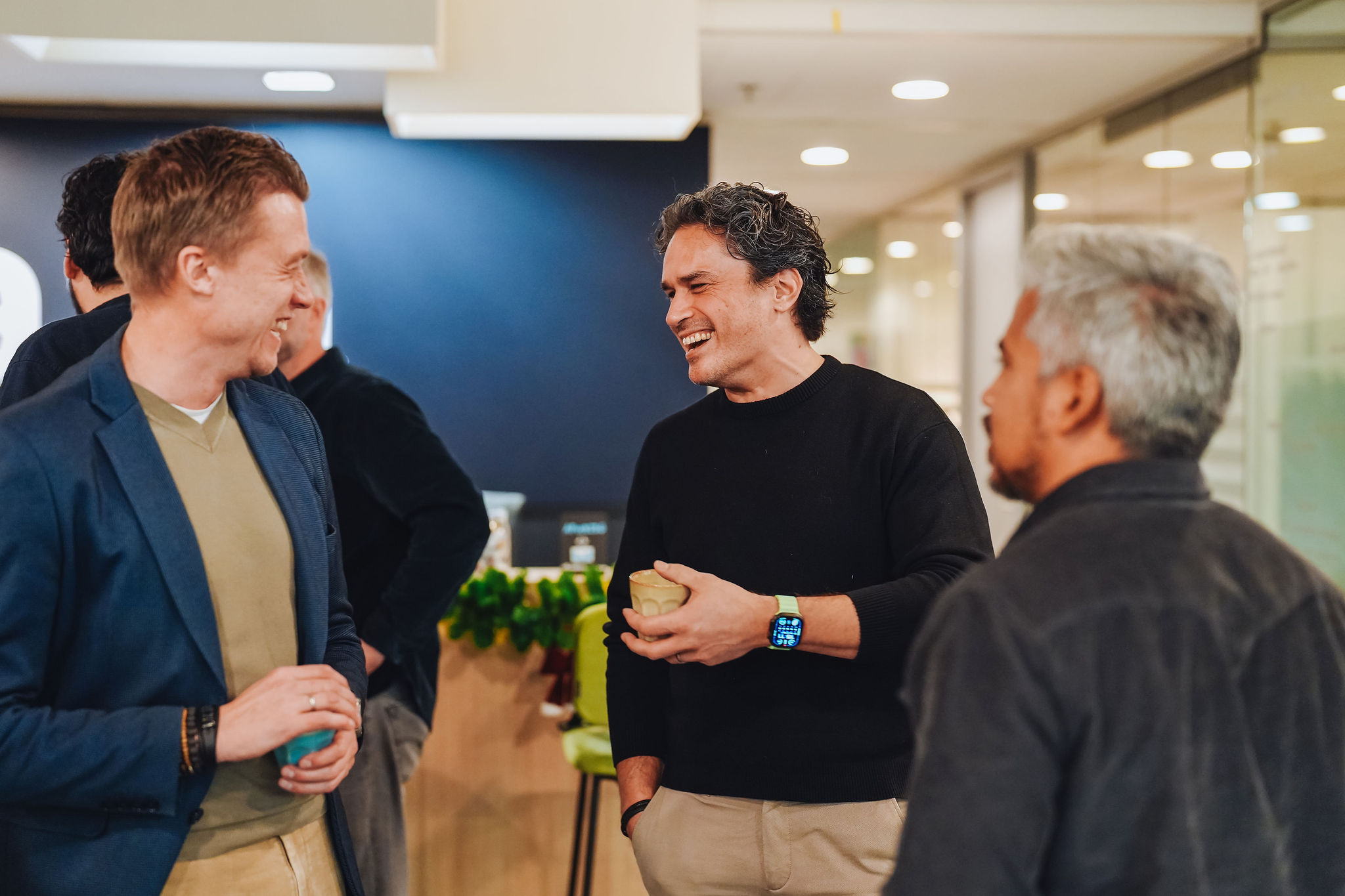 Een spontaan gesprek tijdens een Innovation Network bijeenkomst